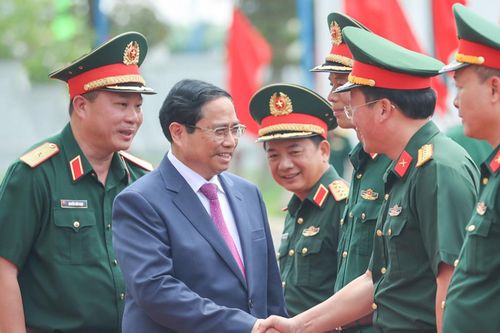 Thủ tướng: Binh đoàn 12 cần sẵn sàng tham gia dự án đường sắt tốc độ cao, cảng biển