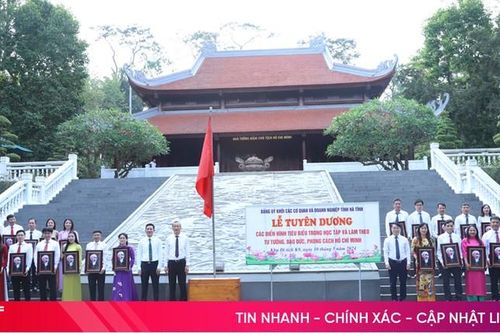 Đảng ủy Khối CCQ&DN tỉnh vinh danh 26 điển hình học tập và làm theo Bác