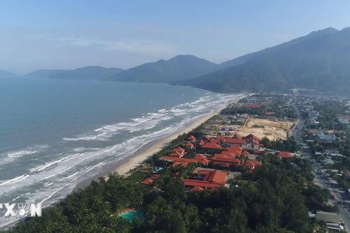 Tôn vinh, quảng bá giá trị thiên nhiên của Vịnh Lăng Cô - Vịnh đẹp nhất thế giới