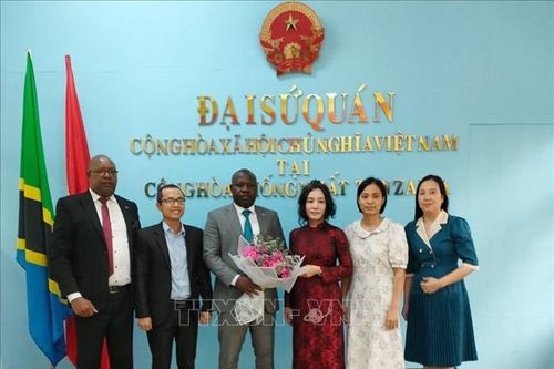 Doanh nhân Burundi được bổ nhiệm làm Lãnh sự danh dự của Việt Nam