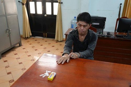 Bình Thuận: Cảnh sát 113 truy đuổi, tóm gọn đối tượng đi mua ma túy