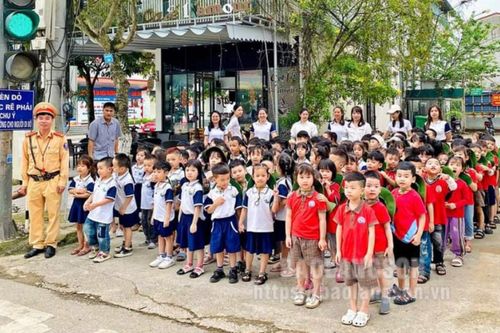 Dạy kỹ năng sống góp phần giáo dục toàn diện học sinh