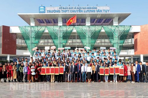 Tiếp tục nâng cao chất lượng giáo dục mũi nhọn