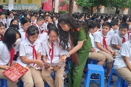 Hiệu quả từ việc tuyên truyền Luật Căn cước cho học sinh trên địa bàn Hà Nội