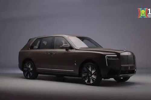 Rolls-Royce ra mắt Cullinan Series II tinh chỉnh thiết kế