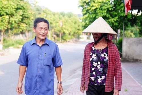 30 năm tận tâm với việc thôn, việc xã