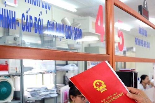 Tách sổ đỏ để làm nhà khi sổ đứng tên bố