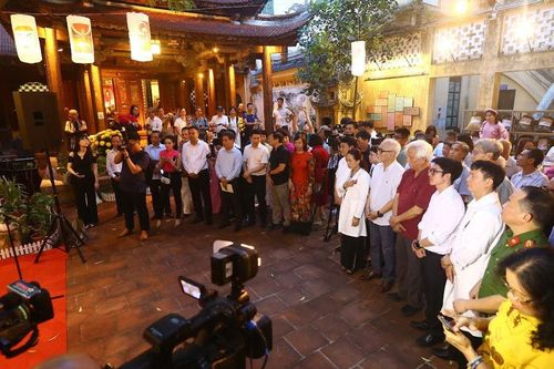 Tái hiện lại hoạt động của phố nghề Đông Nam dược Lãn Ông