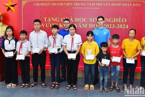 Đoàn Thanh niên Báo Nhân Dân hướng về quê Bác với nhiều hành động ý nghĩa, thiết thực