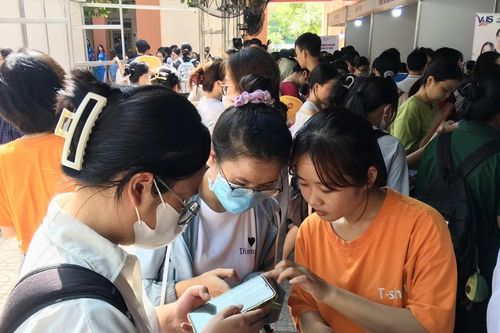 'Gỡ rối' hành trình tìm việc của Gen Z