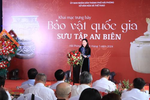 Khai mạc trưng bày 'Bảo vật quốc gia – Sưu tập An Biên'