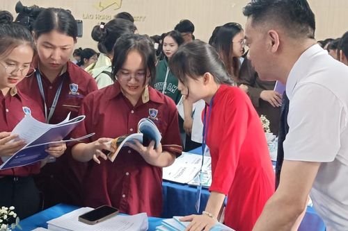 Nhiều trường Đại học danh tiếng Trung Quốc sang Việt Nam tìm sinh viên