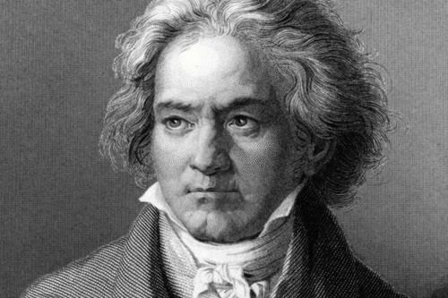 Phát hiện mới về mái tóc tiết lộ nguyên nhân những căn bệnh bí ẩn của Beethoven