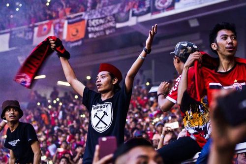 LĐBĐ Indonesia phải xin lỗi vì CĐV phân biệt chủng tộc với U23 Guinea