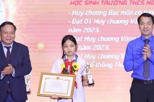 Tuyên dương 10 Gương mặt trẻ Thủ đô tiêu biểu năm 2023