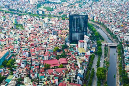 Mở rộng đường Láng không phải giải pháp duy nhất hạn chế ùn tắc