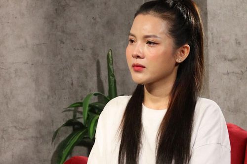 Yến Nhi nhóm Mắt Ngọc từng vỡ nợ, bị đồng nghiệp cô lập