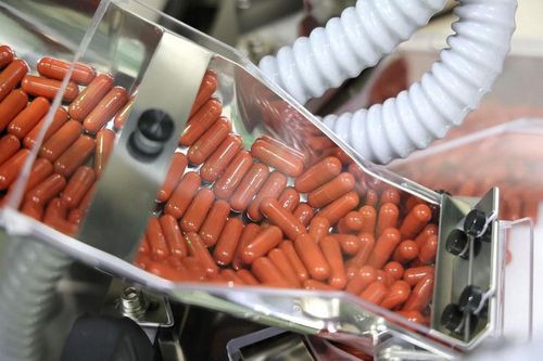 Nhật Bản: Dự kiến tiêu hủy 77% số thuốc dự trữ điều trị COVID-19