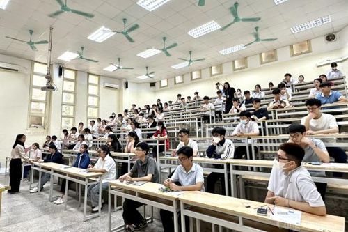 Hơn 11.000 thí sinh tham gia kỳ thi đánh giá năng lực của Trường Đại học Sư phạm Hà Nội