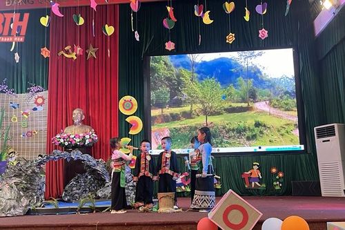 Tăng cường tiếng Việt cho học sinh dân tộc thiểu số ở Bá Thước