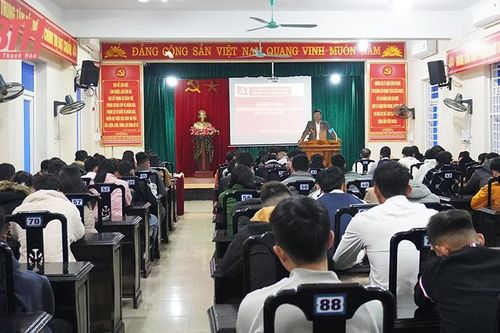 Như Thanh đào tạo, bồi dưỡng cán bộ 'vừa hồng, vừa chuyên'