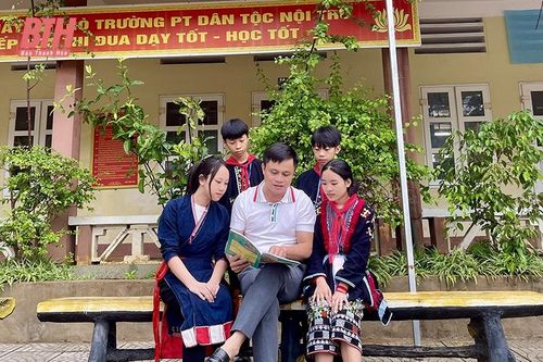 Gìn giữ, phát huy văn hóa truyền thống của đồng bào dân tộc Dao ở Mường Lát