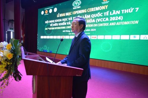 Bộ trưởng Khoa học và Công nghệ 'đặt hàng' 3 vấn đề lớn với tự động hóa