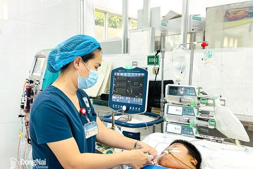 Kỷ niệm 59 năm Ngày quốc tế Điều dưỡng (12-5): Chuyện những người 'làm dâu trăm họ'