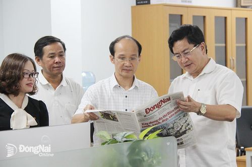 Chia sẻ kinh nghiệm hoạt động báo chí với Báo Hải Dương