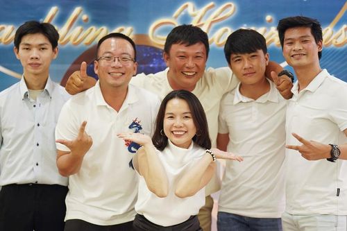 'Tống cựu nghinh Xuân' cùng HiBeauty Cosmetics trong đêm Year End Party đầy đáng nhớ