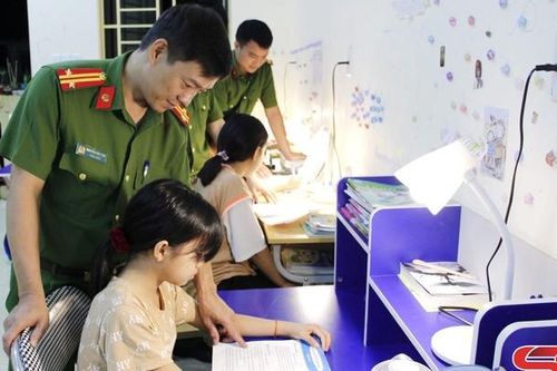 'Mái nhà' của những yêu thương