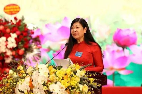 Xây dựng cán bộ các cấp cơ sở năng động, sáng tạo