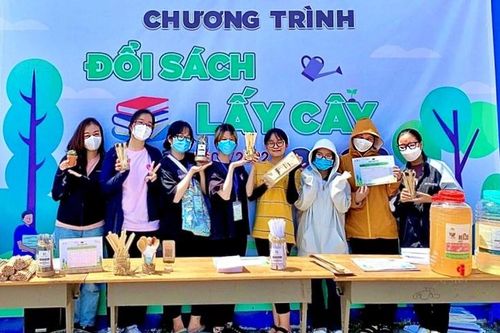 Giới trẻ nô nức 'Đổi sách lấy cây'