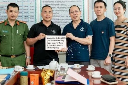 Làm gì khi chuyển tiền nhầm hoặc nhận được tiền từ người lạ?