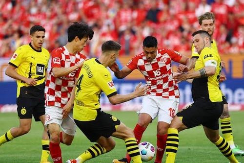 Dortmund thua sốc