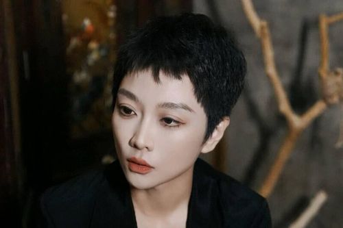 'Thảm họa truyền thông' của giám đốc PR Baidu