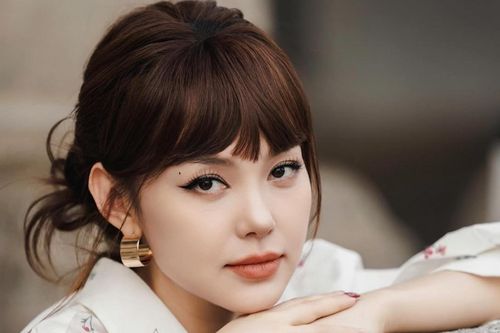 Diễn viên Minh Hằng đẹp 'không tì vết'