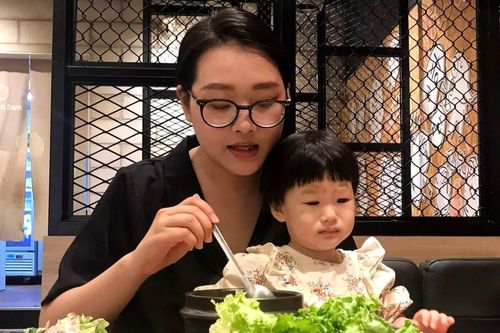 Mẹ cũng là lần đầu làm mẹ...