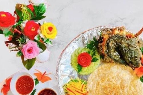 Đặc sản xứ Nẫu làm từ bột mì, là món ăn dân dã của một thời nghèo khó