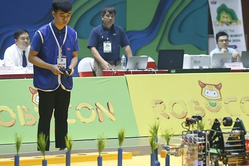 Tìm ra nhà vô địch cuộc thi Sáng tạo Robot Việt Nam 2024