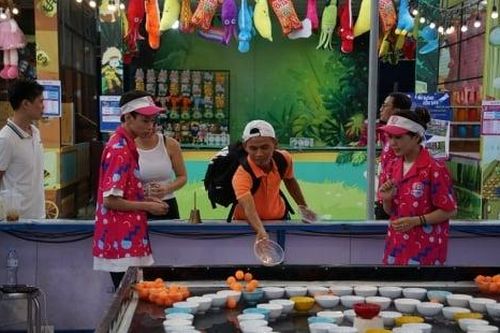 Tổ hợp giải trí bên bờ sông đón hơn 5.000 lượt khách đến tham gia trải nghiệm ngày ra mắt