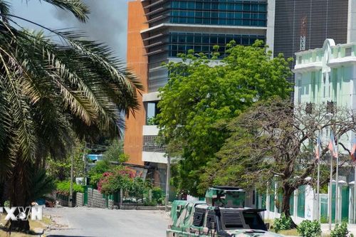 Khủng hoảng ở Haiti: Nối lại các chuyến bay thương mại, đồn cảnh sát bị tấn công