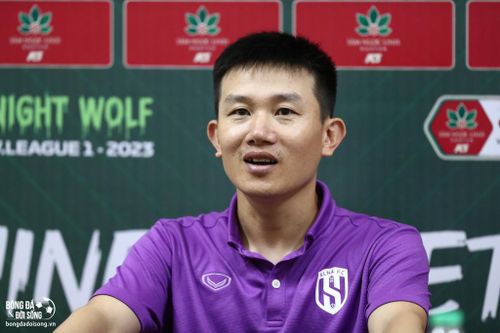 Huấn luyện viên thứ 13 ở V.League mất ghế