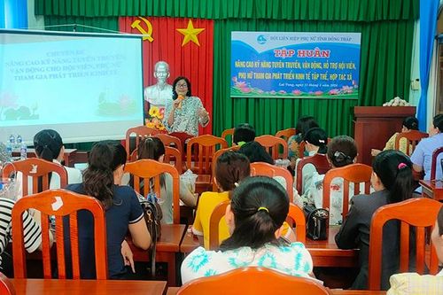 Nâng cao kỹ năng tuyên truyền, vận động, hỗ trợ hội viên, phụ nữ tham gia phát triển kinh tế