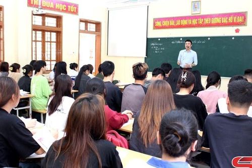 Thành lập Hội đồng thi tốt nghiệp THPT tỉnh Sơn La năm 2024