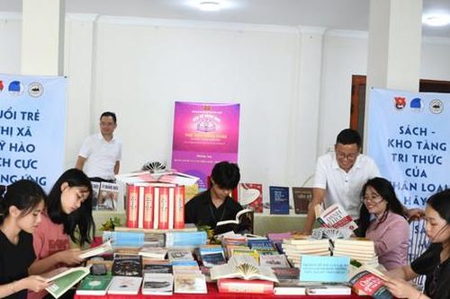 Lan tỏa tinh thần ham đọc