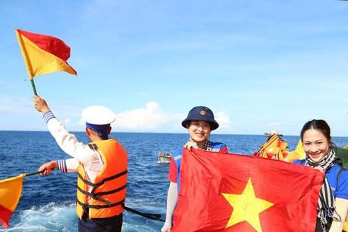 Bài cuối: Ánh sao vàng trên quần đảo Trường Sa