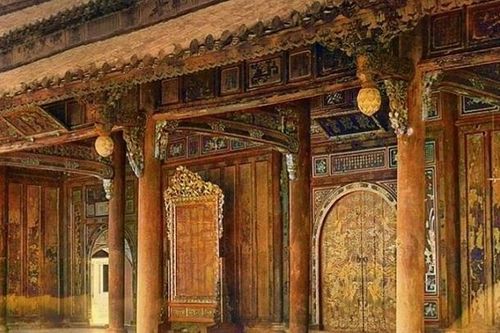 Khai quật khảo cổ tại Đại nội Huế