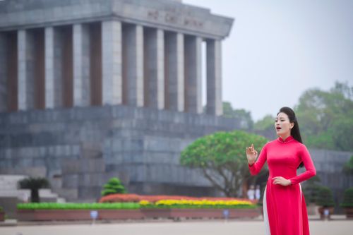 'Sao Mai' Huyền Trang ra MV ca khúc đặc biệt kỷ niệm 134 năm ngày sinh của Bác Hồ