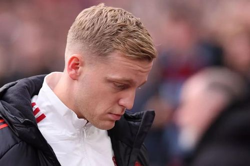 Tin chuyển nhượng 13/5: MU ngăn Van de Beek gia nhập đội bóng đối thủ, Liverpool gây sốc với thương vụ 100 triệu